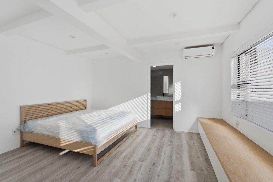 3 Bedroom Property for Sale in Clifton Western Cape